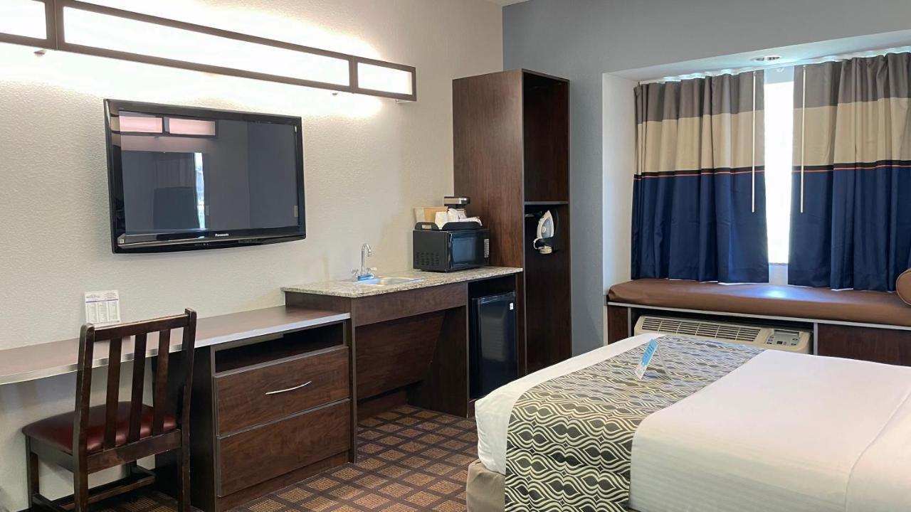 Microtel Inn & Suites By Wyndham Michigan City Zewnętrze zdjęcie