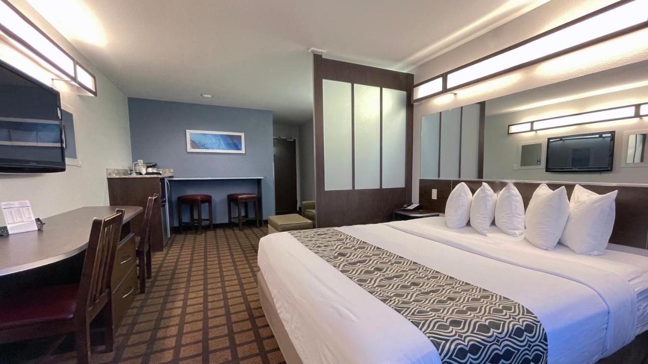 Microtel Inn & Suites By Wyndham Michigan City Zewnętrze zdjęcie