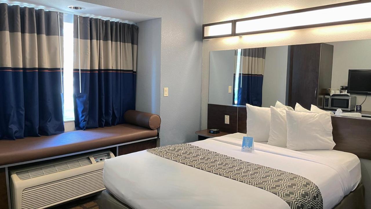 Microtel Inn & Suites By Wyndham Michigan City Zewnętrze zdjęcie