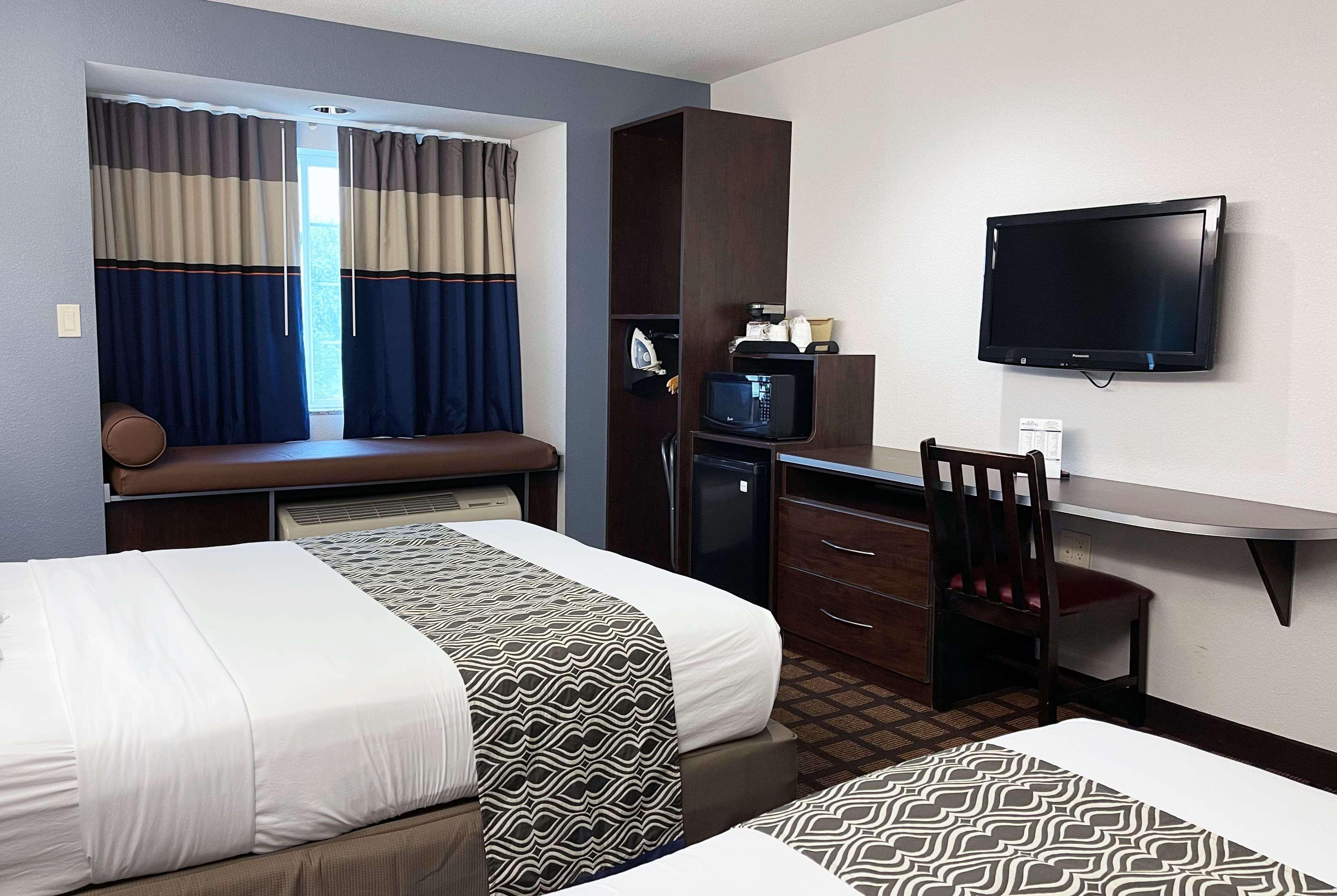 Microtel Inn & Suites By Wyndham Michigan City Zewnętrze zdjęcie