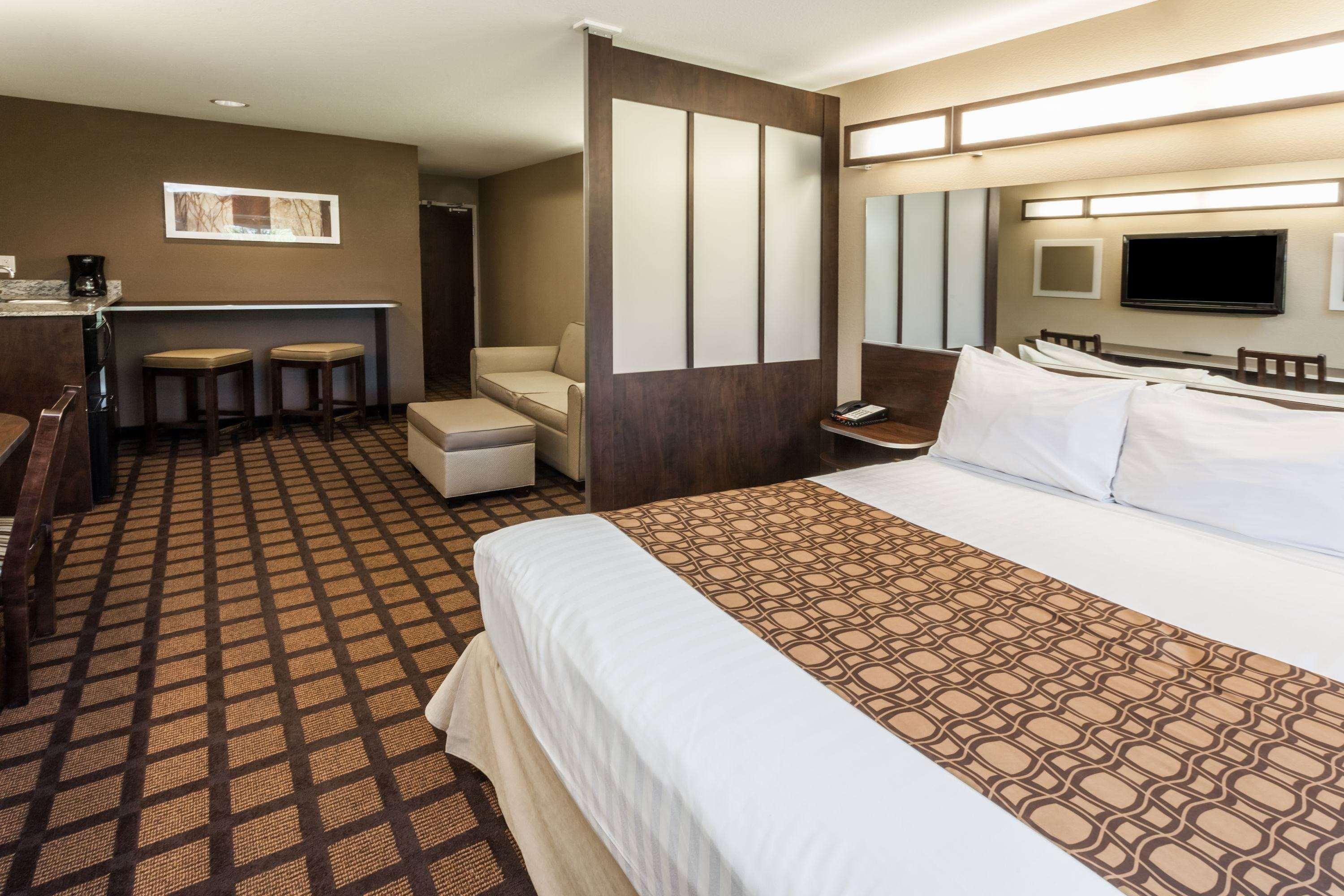 Microtel Inn & Suites By Wyndham Michigan City Zewnętrze zdjęcie