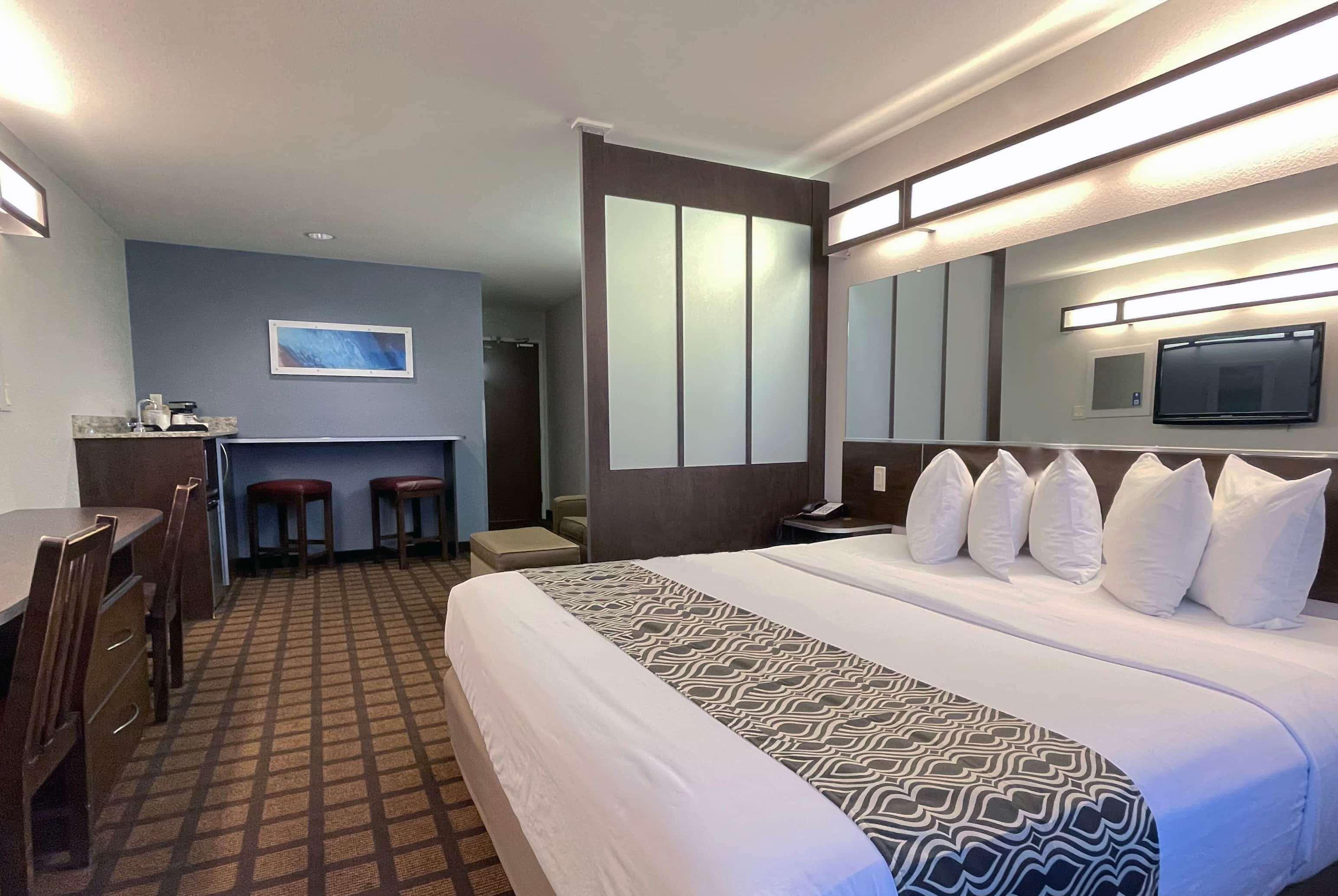 Microtel Inn & Suites By Wyndham Michigan City Zewnętrze zdjęcie