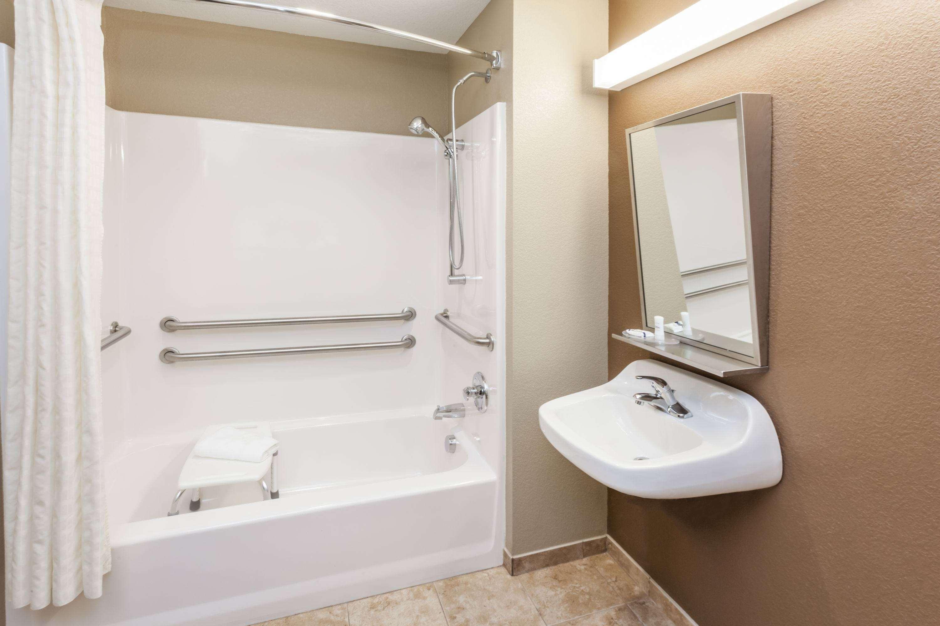 Microtel Inn & Suites By Wyndham Michigan City Zewnętrze zdjęcie
