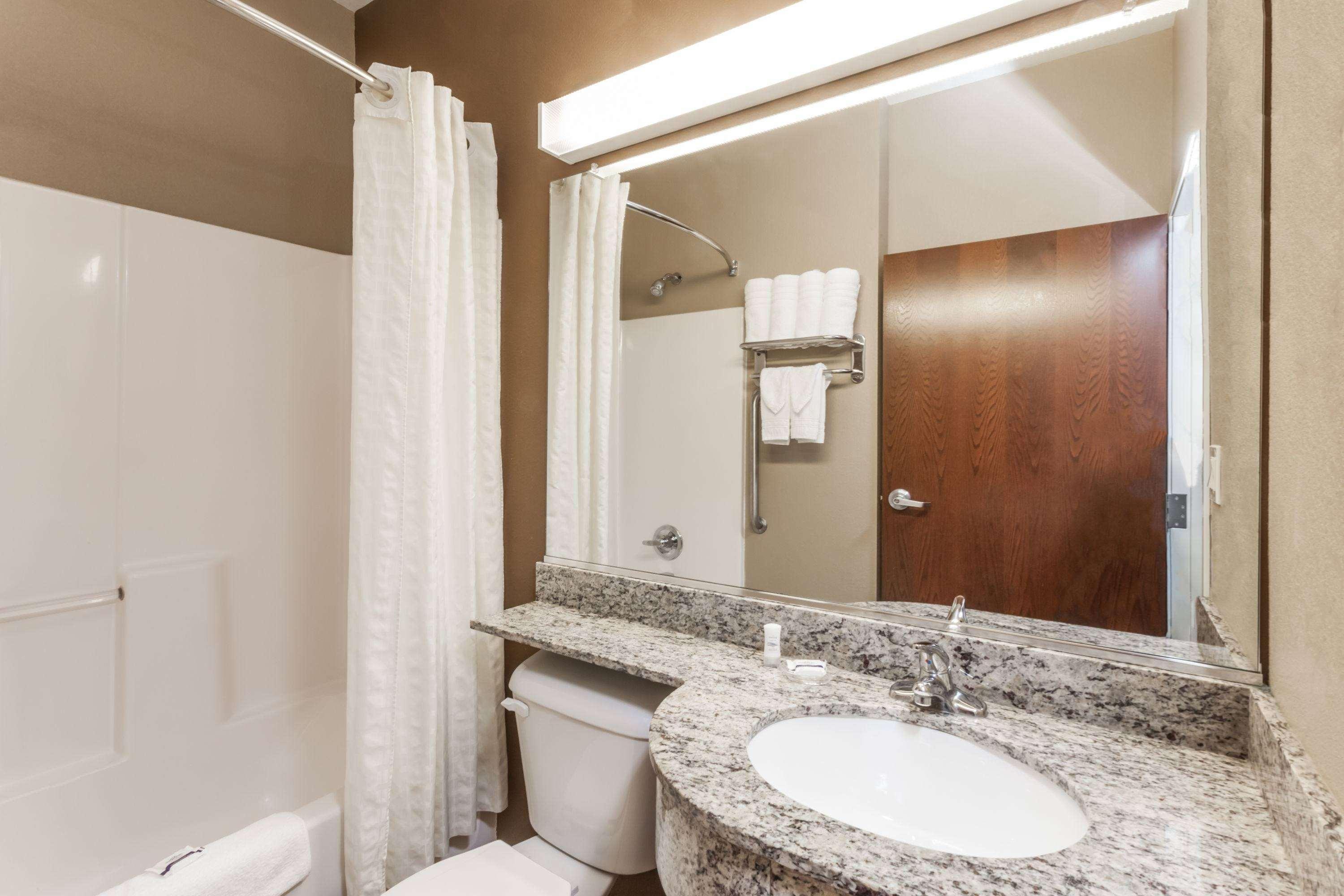 Microtel Inn & Suites By Wyndham Michigan City Zewnętrze zdjęcie