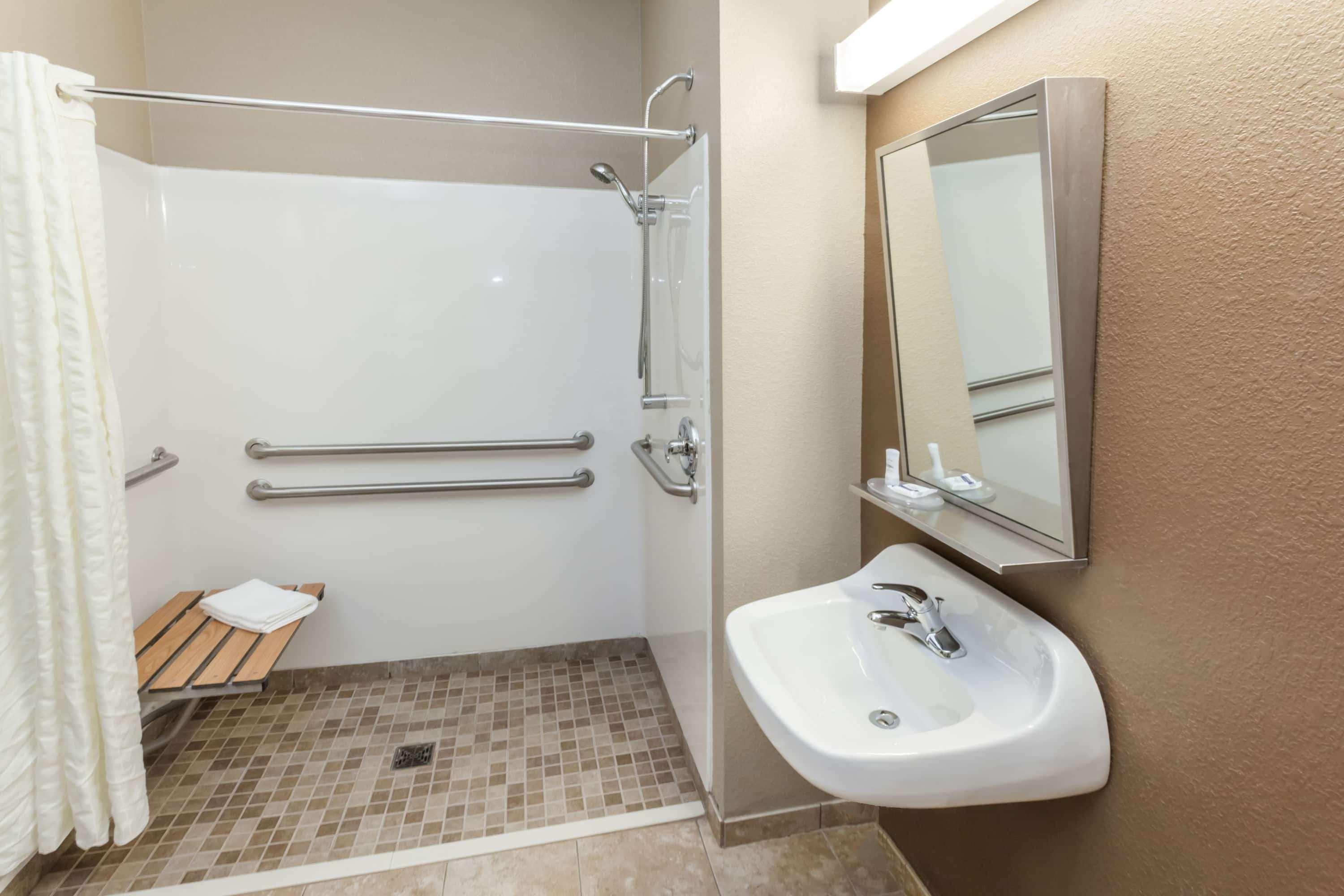 Microtel Inn & Suites By Wyndham Michigan City Zewnętrze zdjęcie