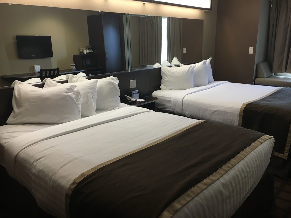Microtel Inn & Suites By Wyndham Michigan City Zewnętrze zdjęcie